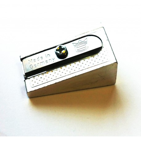 מחדד עשוי ברזל מחדד עשוי ברזל